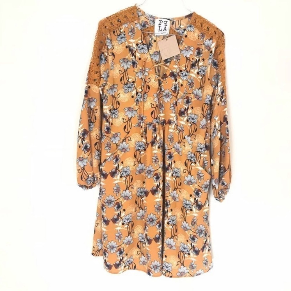 Floral print seas with crochet lace detail NWT!
